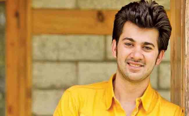 Karan Deol Wife, Age, Father, Wiki, Bio, Height, Net Worth 2022 Best Info
